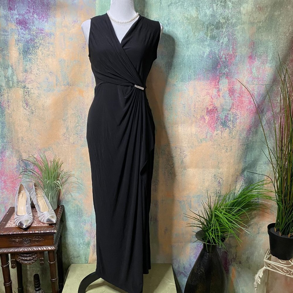 📌 Emma & Michelle Elegant Black Evening Dress - Picture 7 of 15